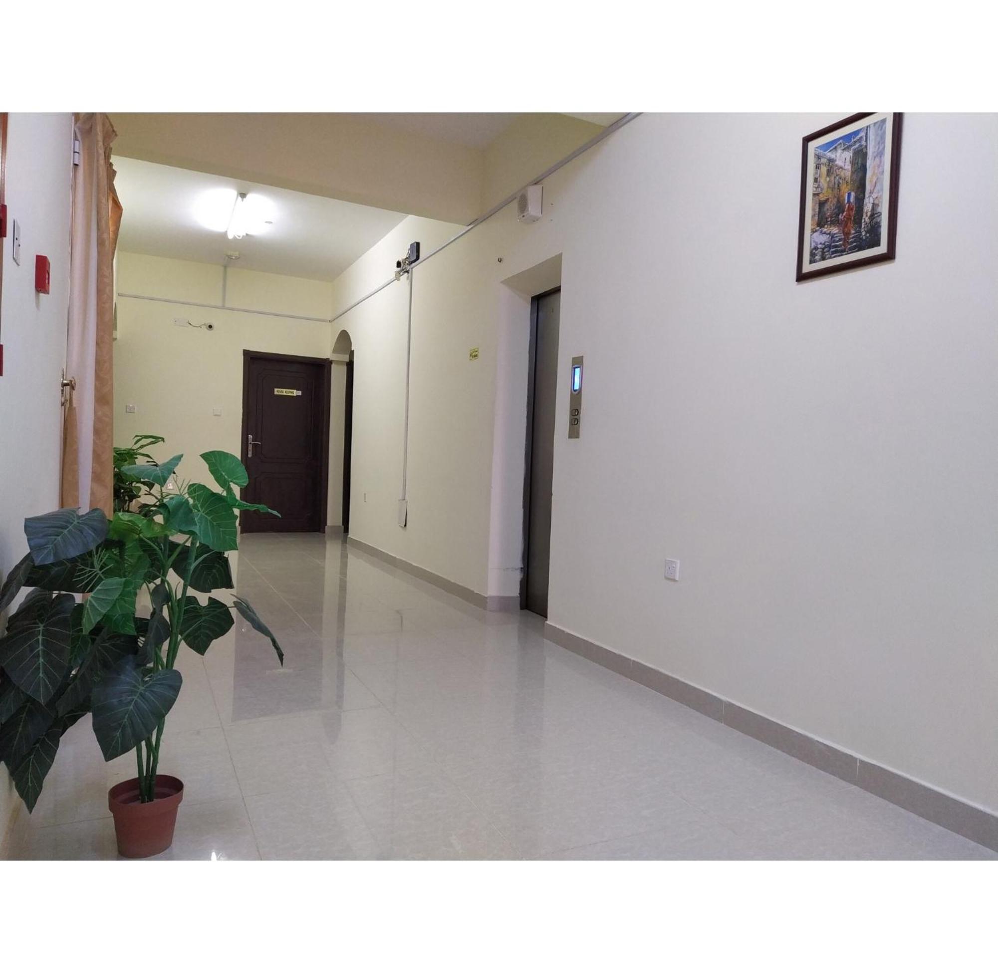 Super Oyo 107 Al Areen Hotel Apartments Shahiq Exterior photo