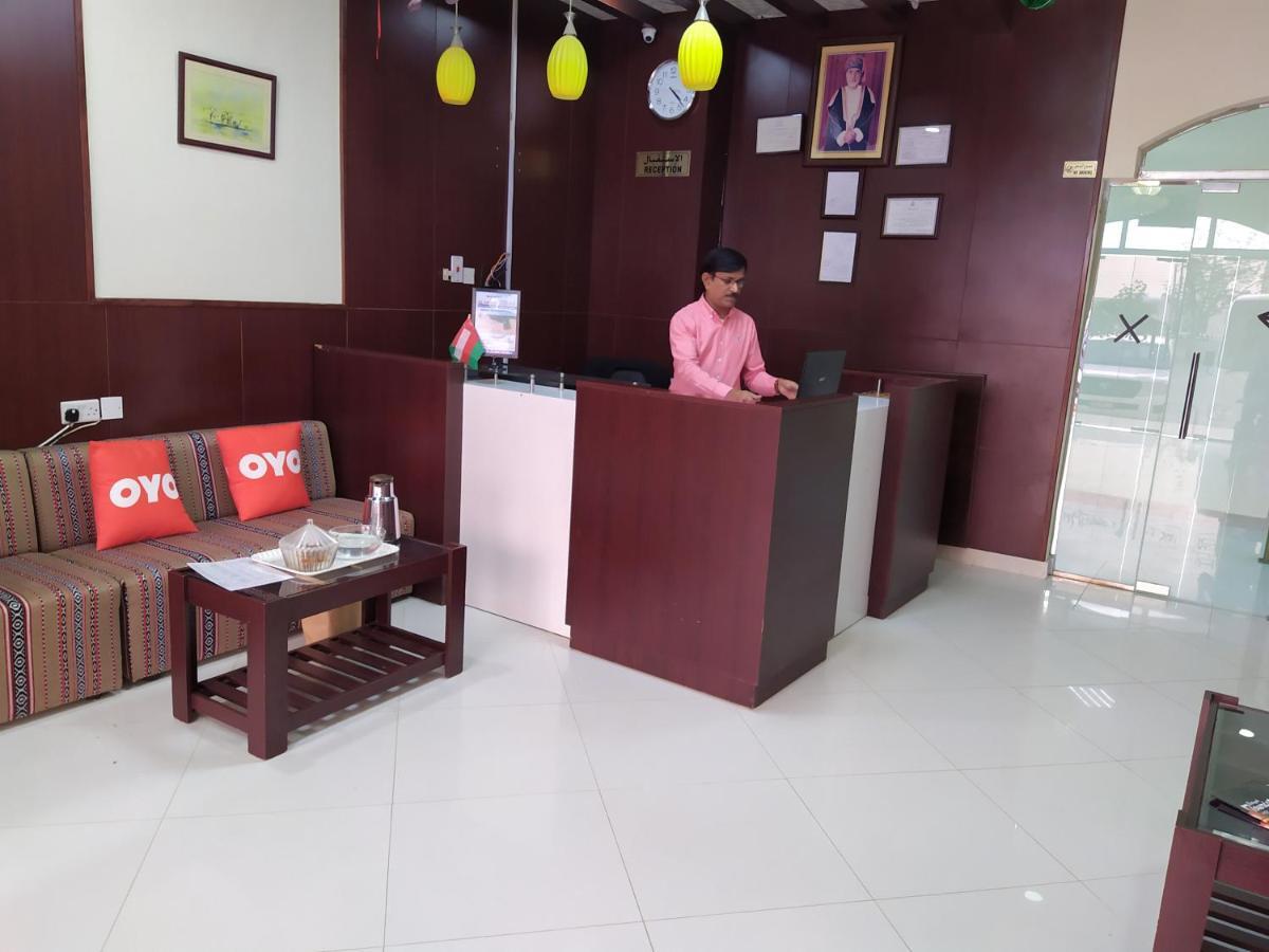 Super Oyo 107 Al Areen Hotel Apartments Shahiq Exterior photo